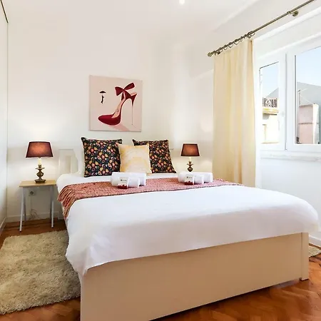 Апартаменты Campo De Ourique Duplex By Homing